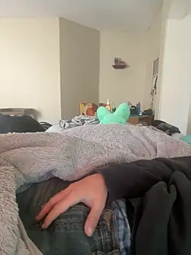 Snapshot of GhostXNINX chatting on December 17, 6:13 pm GhostXNINX online show from December 17, 6:13 pm