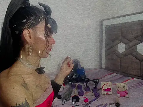 michaeldissts online show from December 18, 9:07 pm