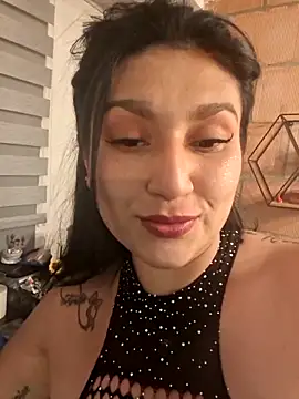 Magenta Moon online show from February 25, 11:59 pm