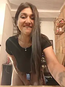 Snapshot of Magenta_Moon chatting on July 8, 11:49 pm Magenta Moon online show from July 8, 11:49 pm