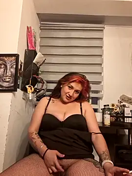 Magenta Moon online show from February 9, 11:58 pm