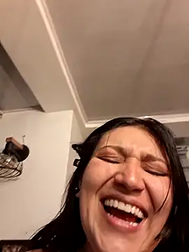 Magenta Moon online show from March 19, 11:27 pm