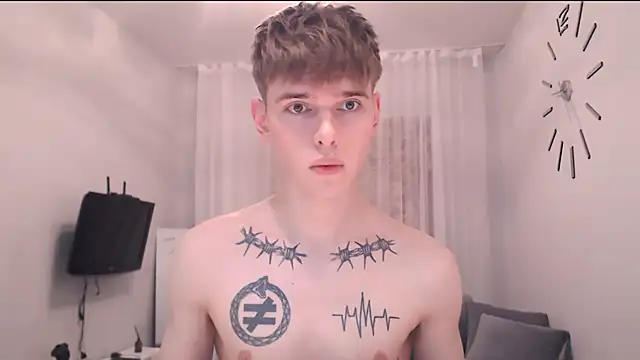 Fredd Xanders online show from May 24, 2:11 am