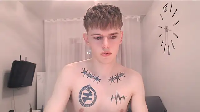 Fredd Xanders online show from May 18, 7:18 pm