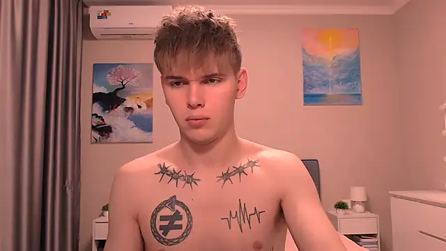 Fredd Xanders online show from December 14, 6:57 pm