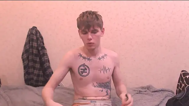 Fredd Xanders online show from April 7, 1:07 am