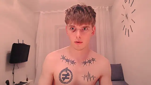 Fredd Xanders online show from July 6, 1:34 am