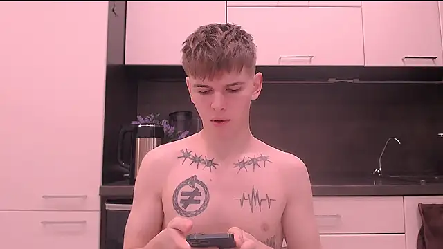 Fredd Xanders online show from March 11, 7:08 pm