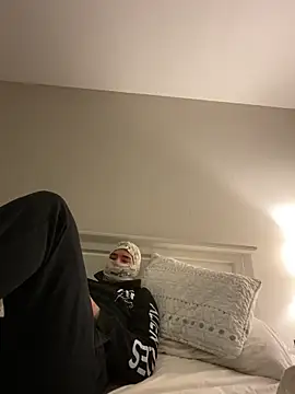 phantom898983 online show from February 25, 1:39 am