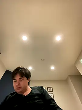 phantom898983 online show from December 19, 3:43 am