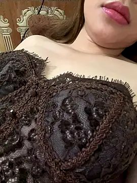 Snapshot of -Moon-20 chatting on December 15, 3:07 pm -Moon-20 online show from December 15, 3:07 pm