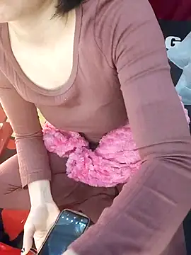 Alone nothing online show from February 9, 11:25 pm