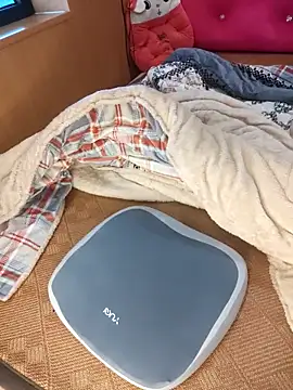 Alone nothing online show from February 23, 1:51 am