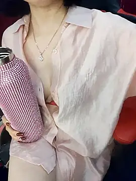 Alone nothing online show from March 22, 3:57 pm