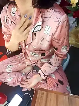 Alone nothing online show from December 19, 4:53 pm