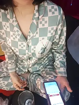 Alone nothing online show from February 2, 3:44 pm