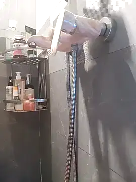 Alone nothing online show from March 8, 2:04 am