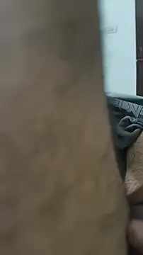 Snapshot of cyanidecuriosity chatting on March 1, 2:44 am cyanidecuriosity online show from March 1, 2:44 am