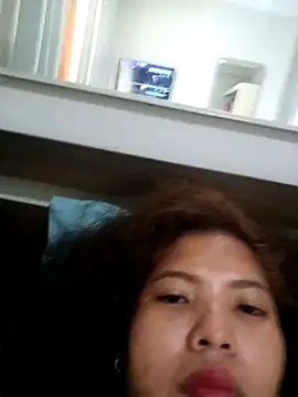 hornyjazzy online show from December 5, 6:34 am