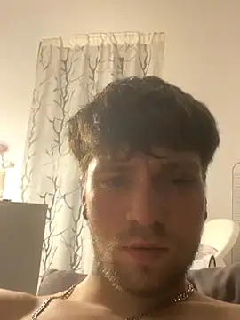 squty online show from December 18, 11:30 pm