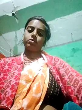 Snapshot of kami_sexe chatting on December 16, 7:07 pm kami sexe online show from December 16, 7:07 pm