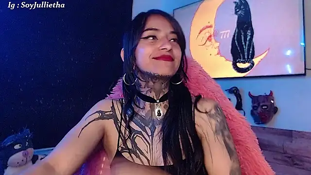 Julls420  online show from January 9, 3:46 am