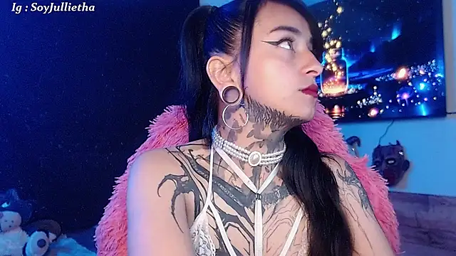 Julls420  online show from January 14, 10:13 pm