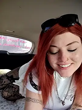 SpiderRose online show from March 3, 3:19 pm