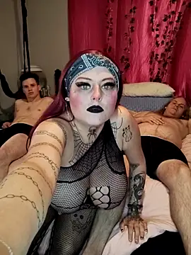 SpiderRose online show from April 1, 3:08 am