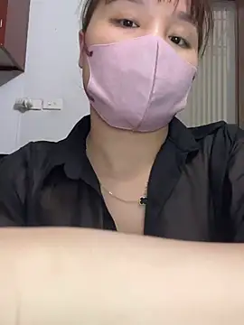 Snapshot of Hello_honey chatting on May 30, 3:39 pm Hello honey online show from May 30, 3:39 pm