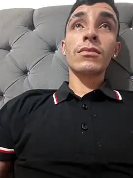 merycrism online show from December 5, 9:52 am