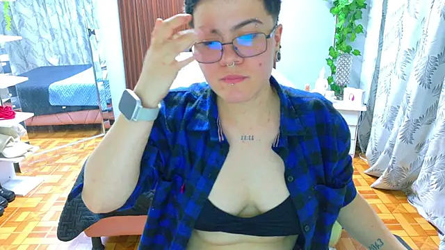 geminis xxx online show from April 10, 3:46 am