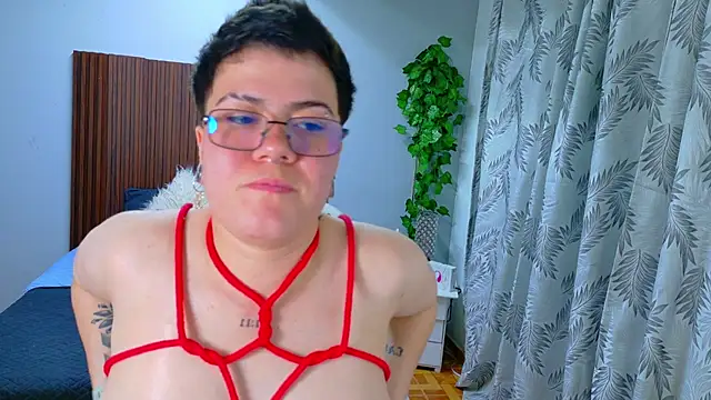 geminis xxx online show from April 14, 4:17 am