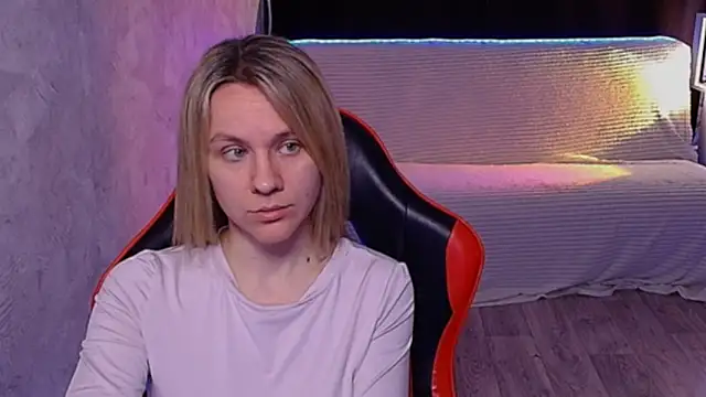 MiaBun1 online show from May 15, 3:37 am
