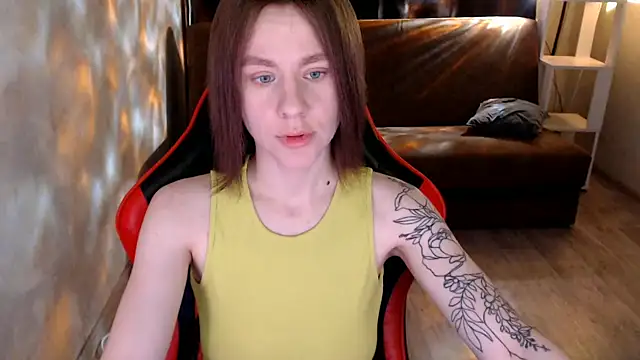 MiaBun1 online show from December 17, 4:17 am