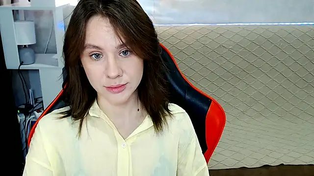 MiaBun1 online show from January 15, 5:00 am