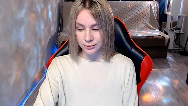 MiaBun1 online show from March 12, 4:29 am