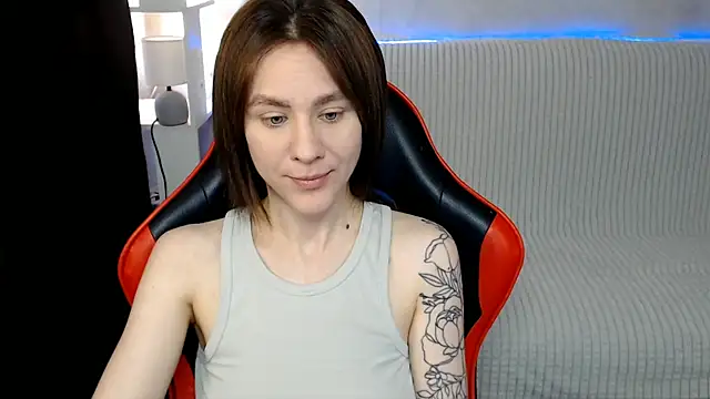 MiaBun1 online show from January 7, 6:29 am