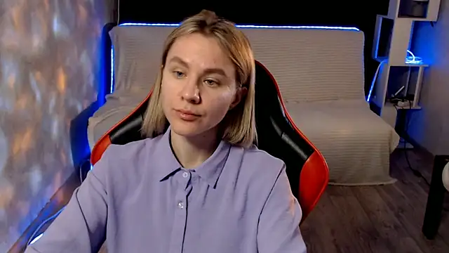 MiaBun1 online show from April 12, 12:58 am