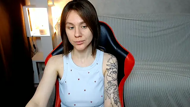 MiaBun1 online show from December 23, 3:06 am