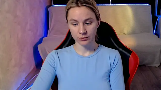 MiaBun1 online show from April 14, 3:22 am