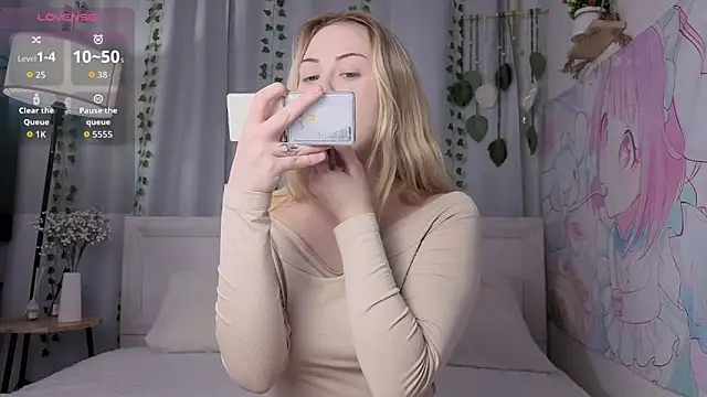 Snapshot of kaity_berry chatting on March 4, 8:11 am kaity berry online show from March 4, 8:11 am