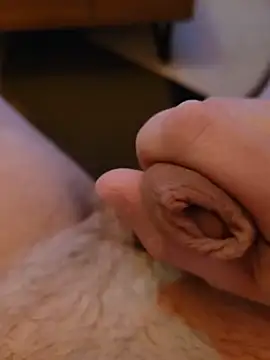 deepreddante2 online show from February 13, 10:10 pm