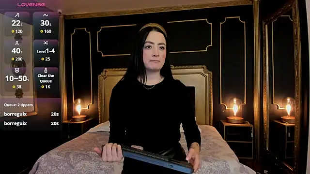 Snapshot of Sabrina_Cutte chatting on June 8, 1:28 am Sabrina Cutte online show from June 8, 1:28 am
