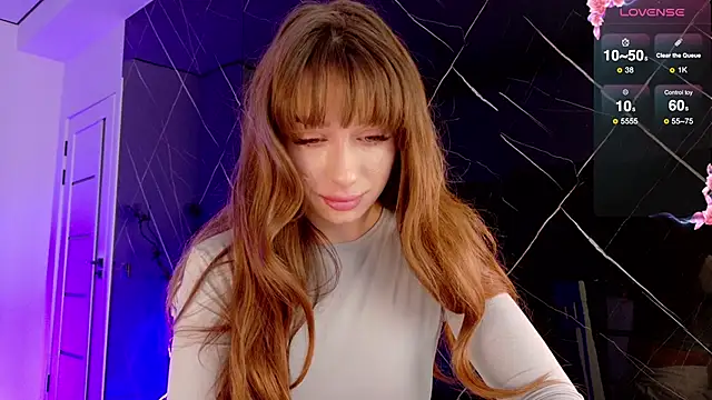 Snapshot of AlessiaBlisss chatting on December 14, 7:58 am AlessiaBlisss online show from December 14, 7:58 am