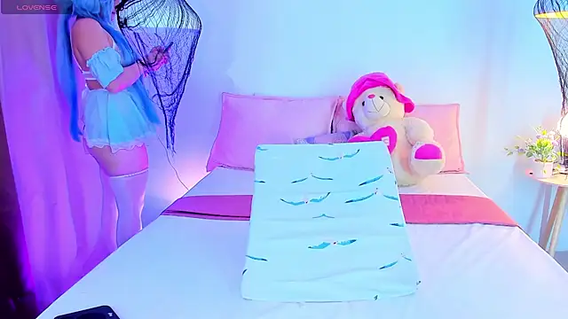 Xynara owo online show from January 15, 12:03 am