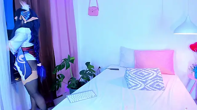  Xynara owo online show from March 3, 11:45 pm