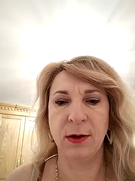 AhlyssaLove1155 online show from March 13, 3:55 am