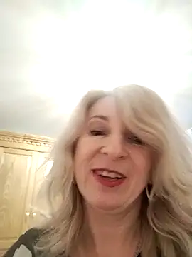 AhlyssaLove1155 online show from March 19, 5:13 pm