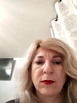 AhlyssaLove1155 online show from February 15, 6:07 pm